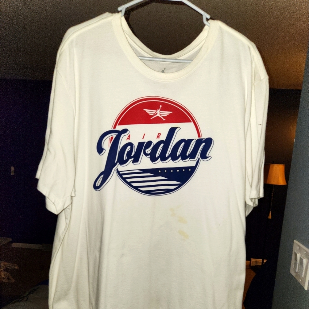Mens Nike Air Jordan TShirt, Size 2XL